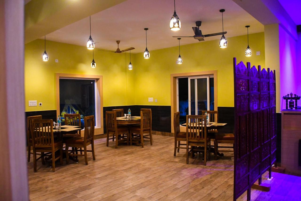 Hotel Unique Shantiniketan Sri Niketan Zewnętrze zdjęcie