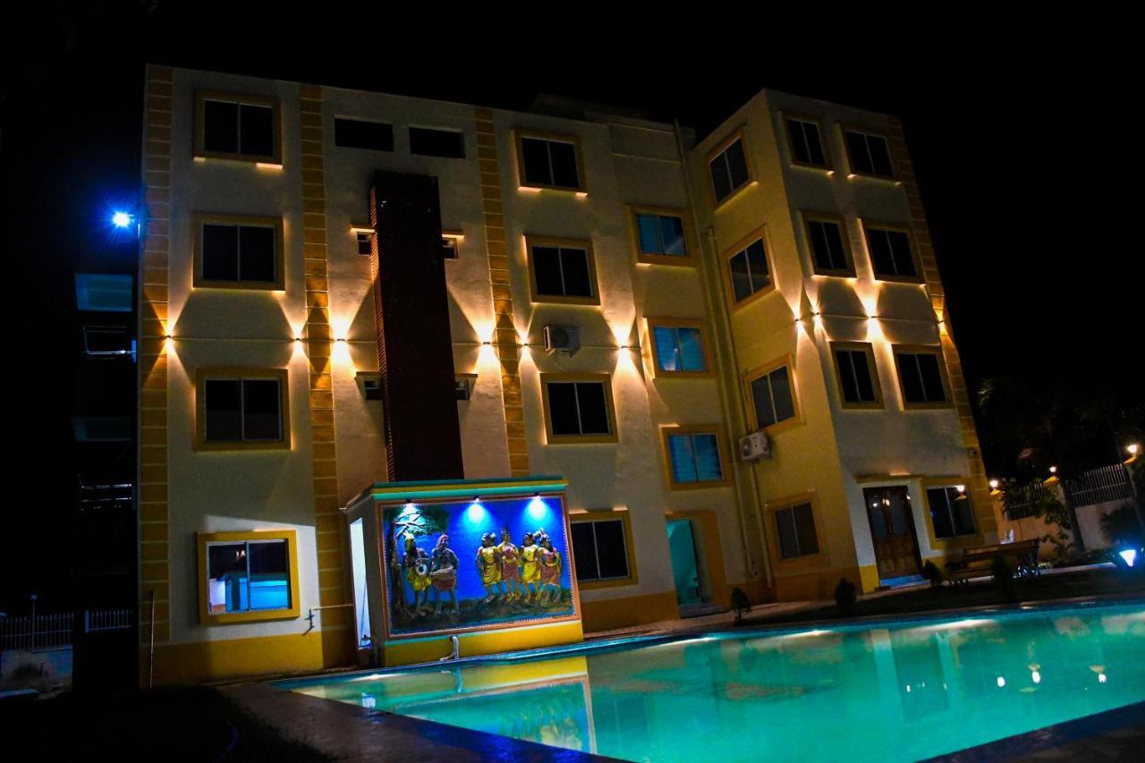Hotel Unique Shantiniketan Sri Niketan Zewnętrze zdjęcie